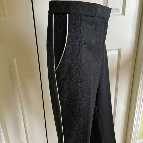 AXARA Women Black Cropped Pants 2/36 France NWOT - Picture 2 of 8